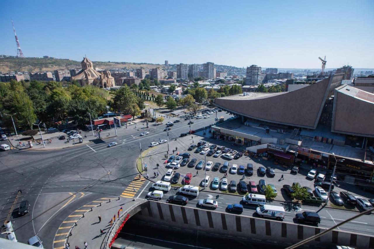 Yereone Hotel Apartment Yerevan Ngoại thất bức ảnh