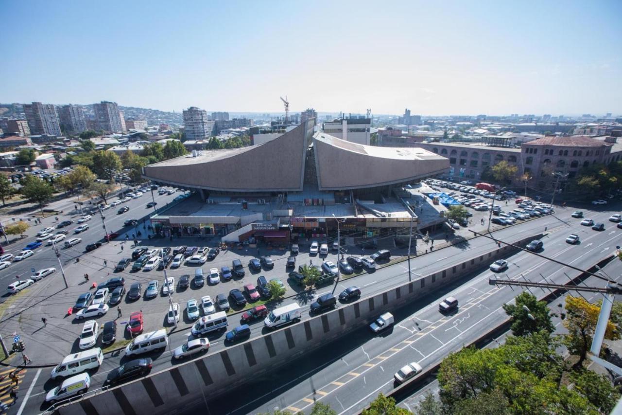 Yereone Hotel Apartment Yerevan Ngoại thất bức ảnh