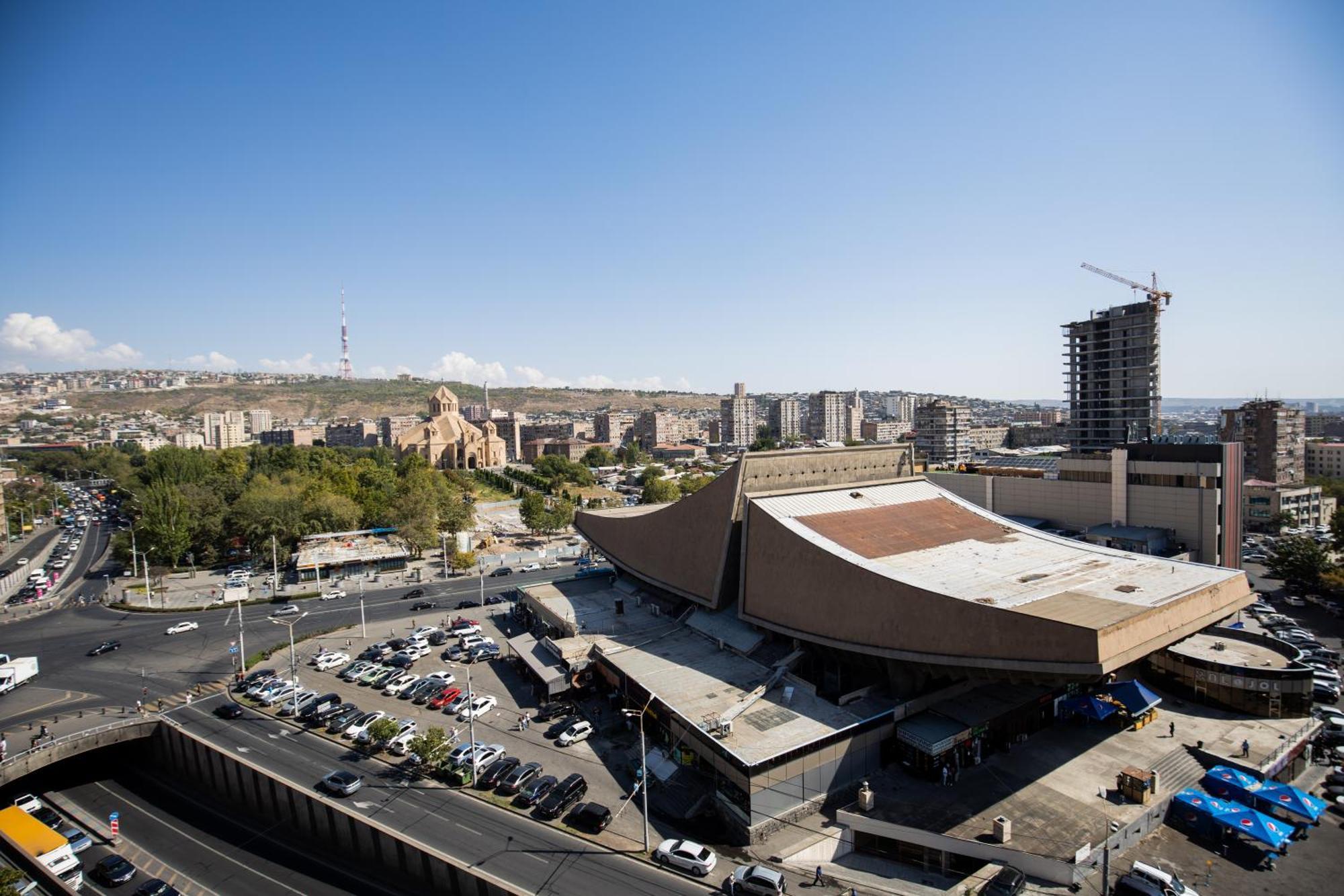 Yereone Hotel Apartment Yerevan Ngoại thất bức ảnh