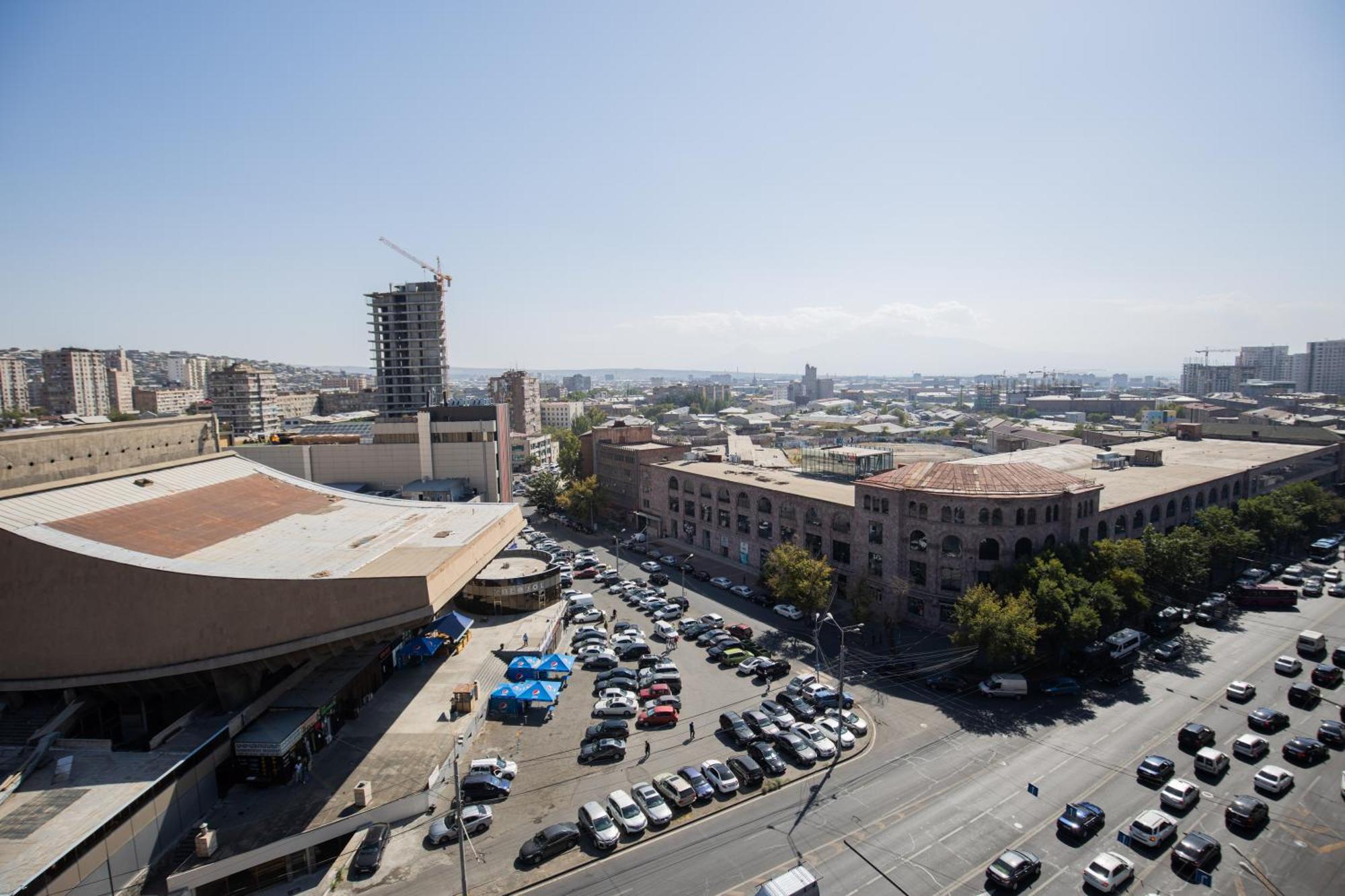 Yereone Hotel Apartment Yerevan Ngoại thất bức ảnh