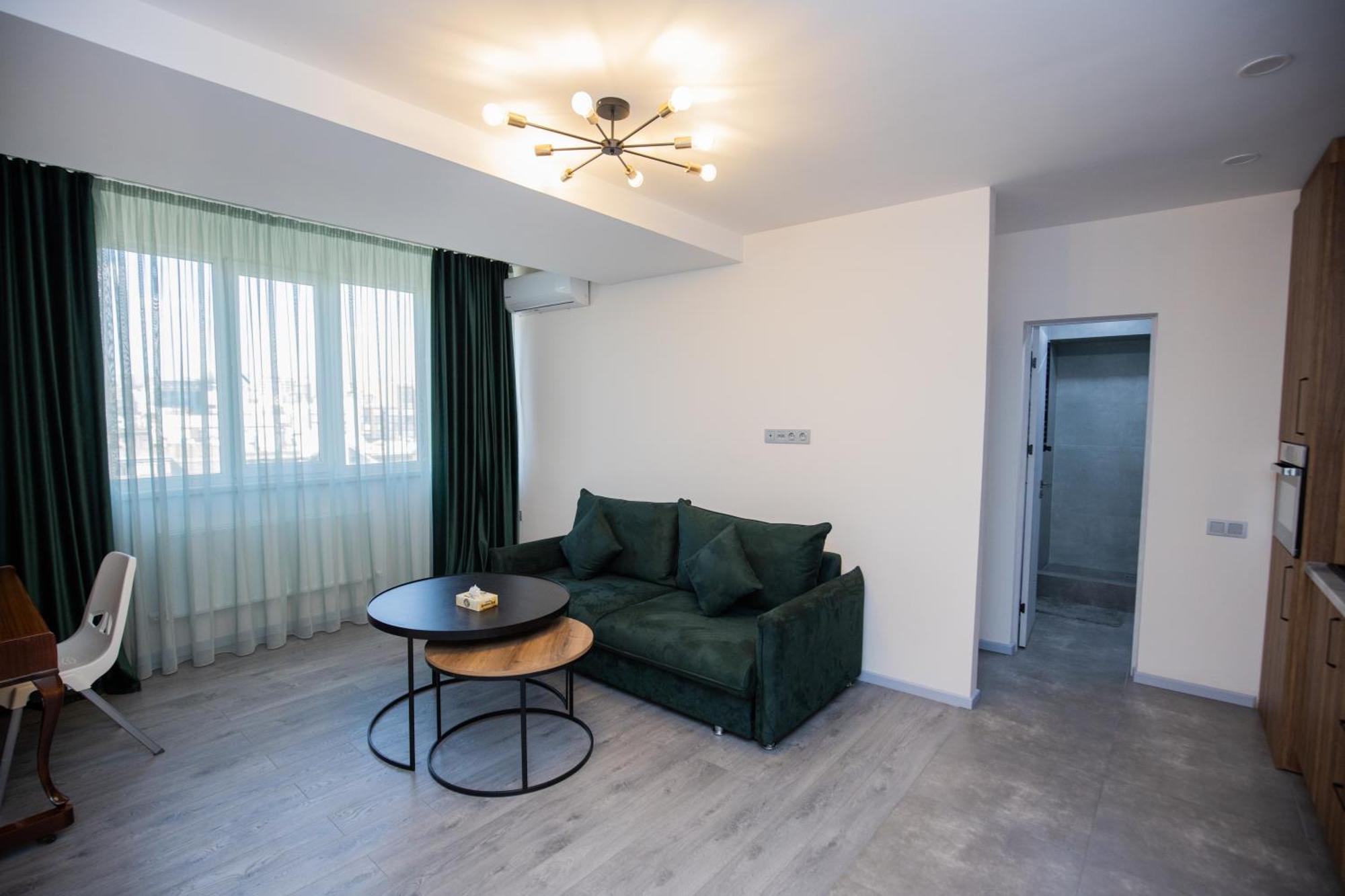 Yereone Hotel Apartment Yerevan Ngoại thất bức ảnh