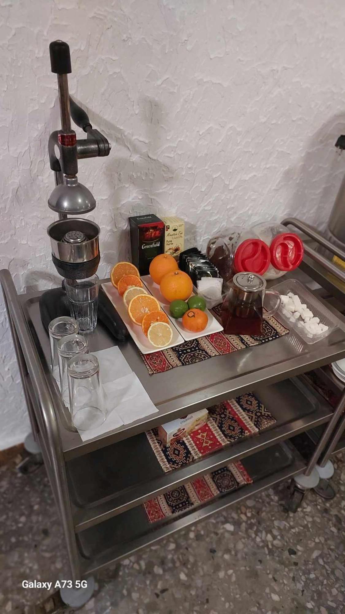 Yereone Hotel Apartment Yerevan Ngoại thất bức ảnh
