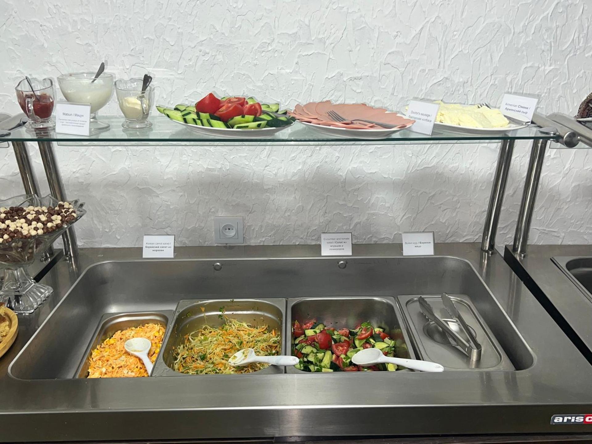 Yereone Hotel Apartment Yerevan Ngoại thất bức ảnh