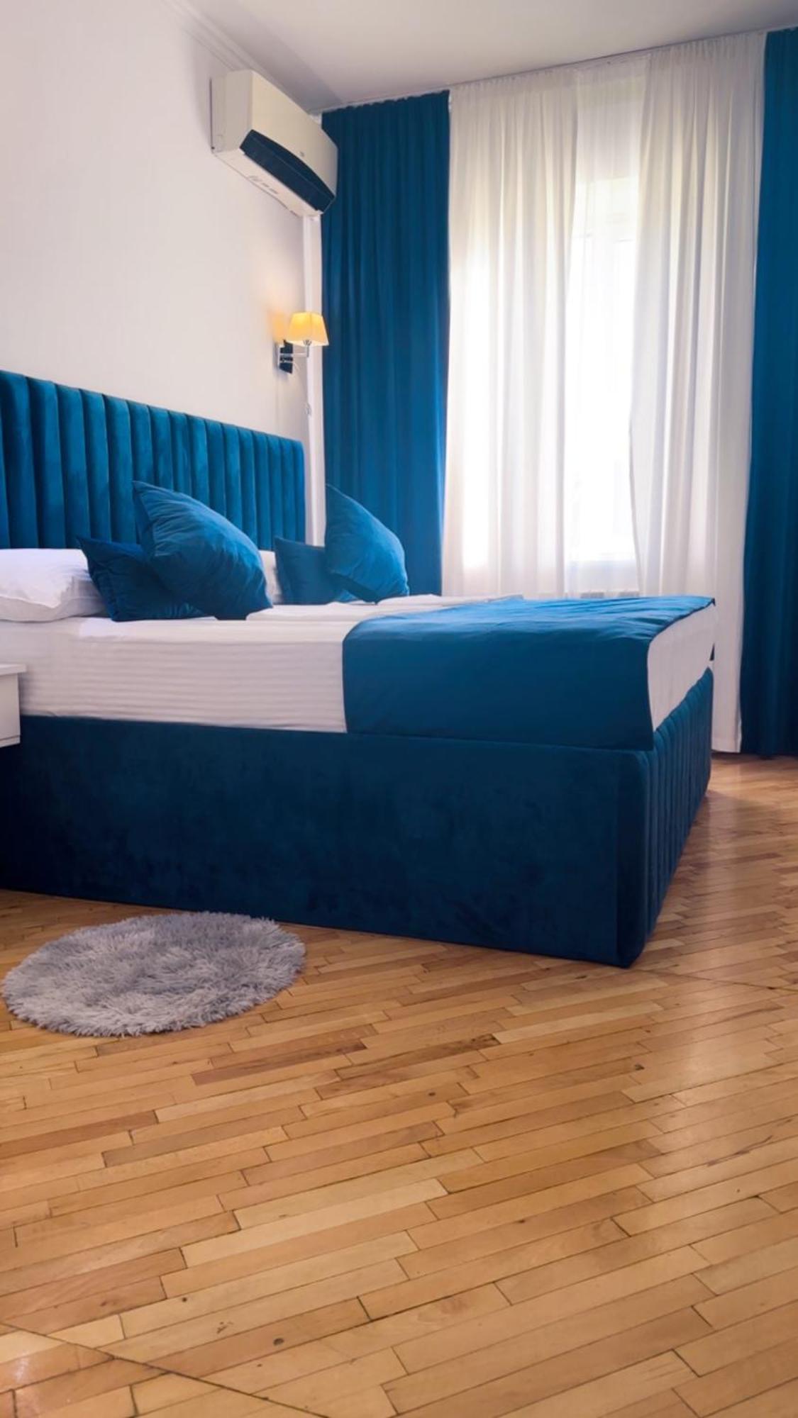Yereone Hotel Apartment Yerevan Ngoại thất bức ảnh